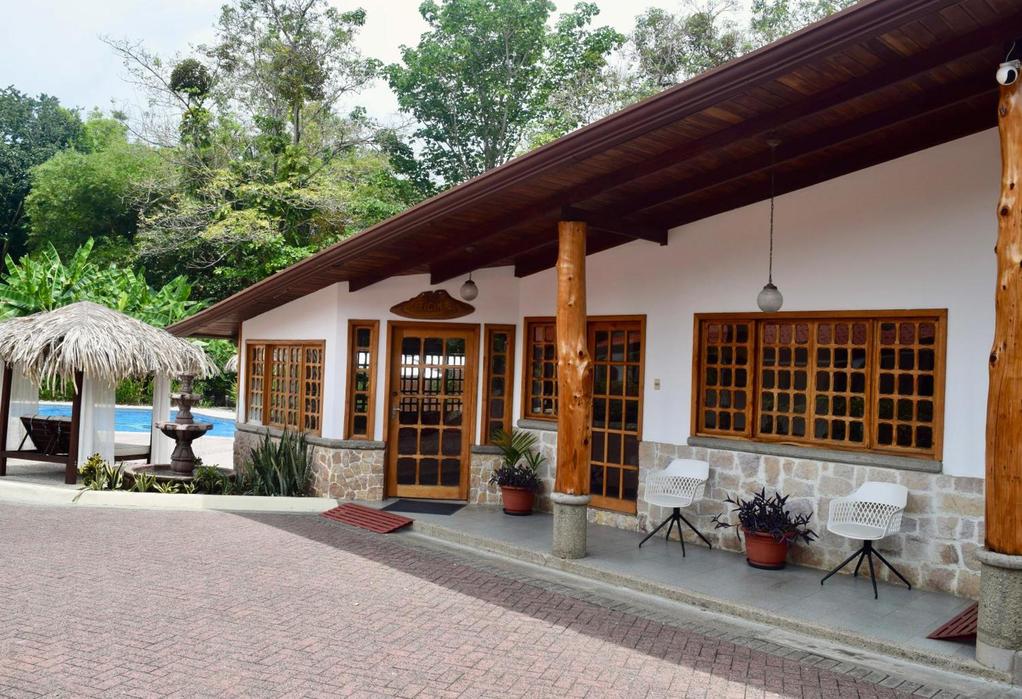 爱斯帕蒂拉海滩酒店 曼努埃尔安东尼奥 外观 照片